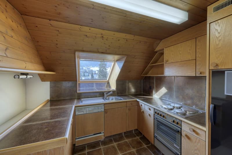 Menziken - Appartement situé au centre avec beaucoup de charme et de potentiel pour une conception individuelle (4)