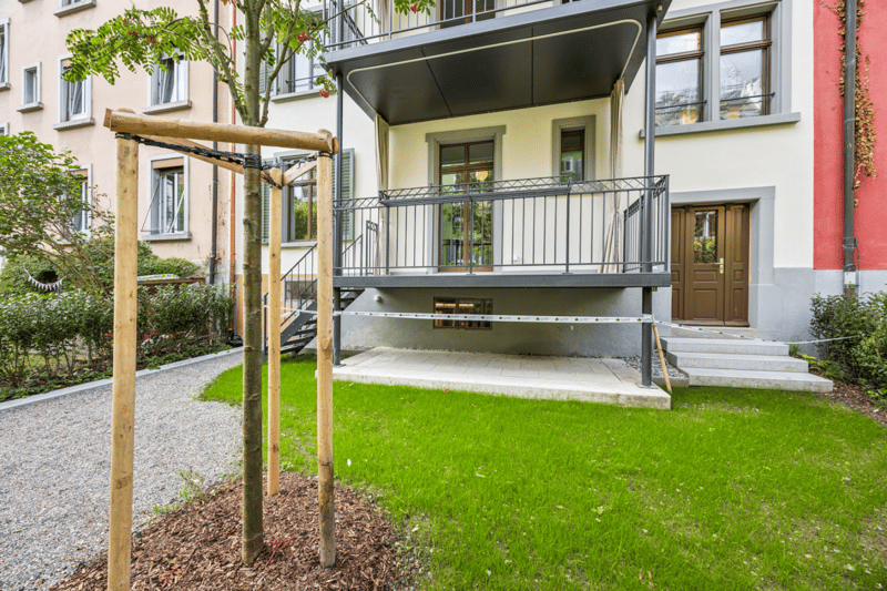 Exklusive Gartenwohnung mit traumhaftem, stilvollem Gartenambiente (7)