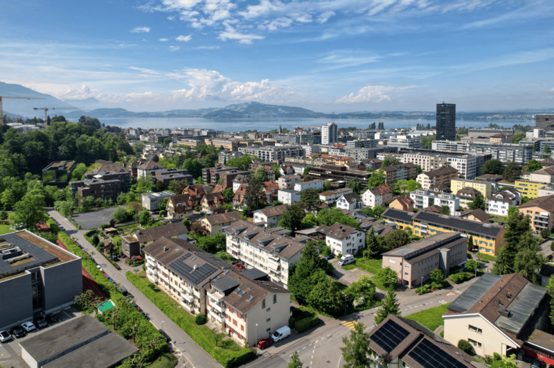 Stilvolles Wohnen an begehrter Lage in Zug (2)