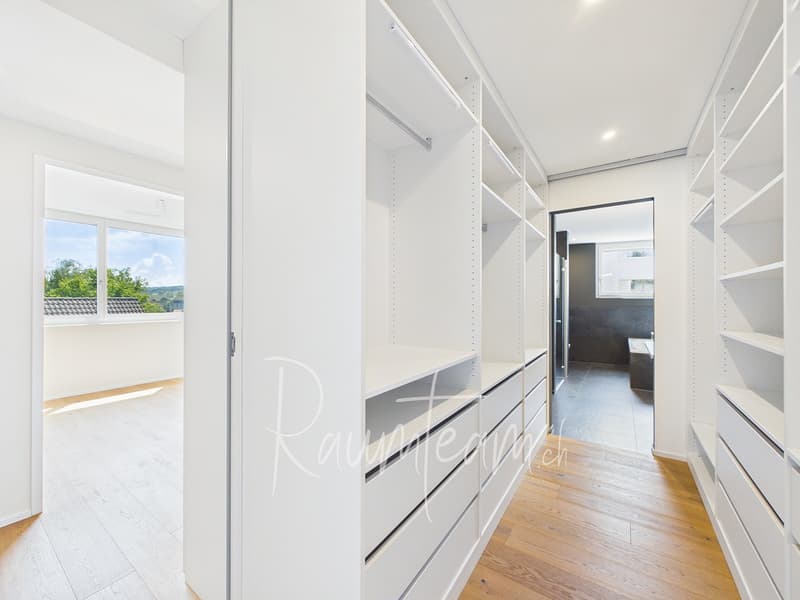 Stylish apartment with a great view and top-notch amenities (10)