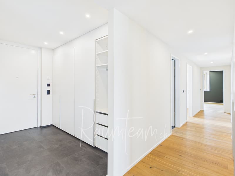 Stylish apartment with a great view and top-notch amenities (15)