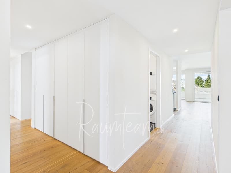 Stylish apartment with a great view and top-notch amenities (2)