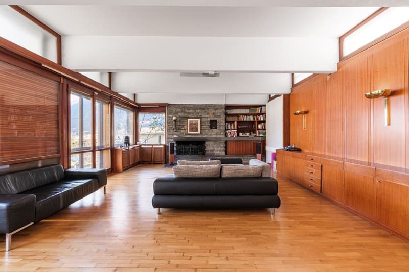 Villa mit grossem Grundstück und Landreserve (R2) / Villa con ampio terreno e riserva edificabile (R2) / Villa with large plot and development reserve (R2) (7)