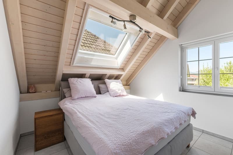 Modern renovated 5.5-room row house in a quiet neighborhood location in Schübelbach (9)