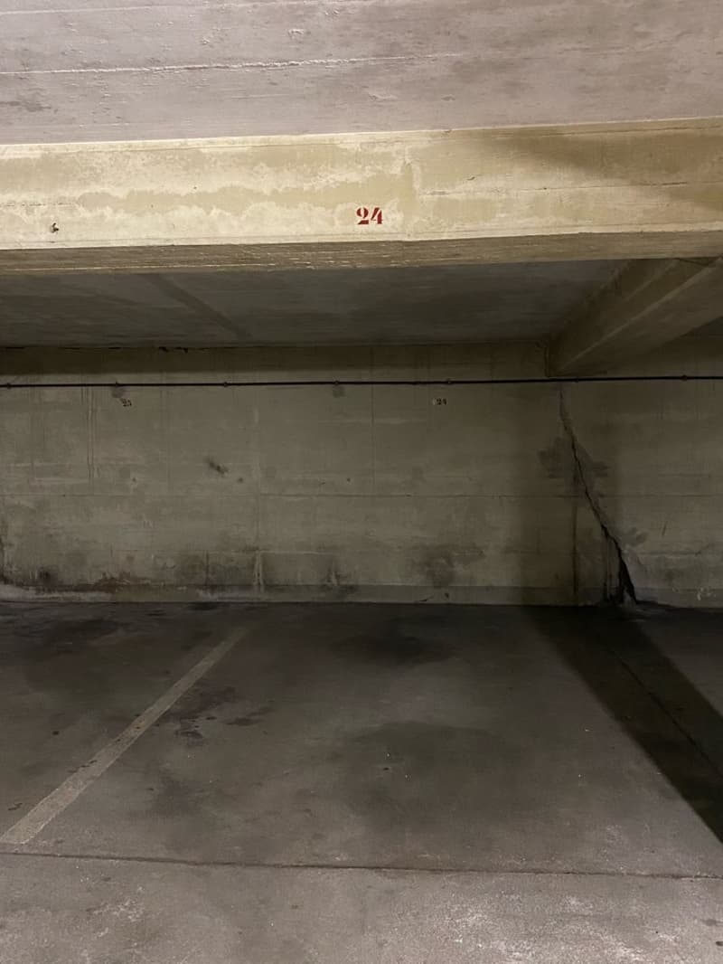 Parcheggio sotterraneo, 2502 Biel (2)