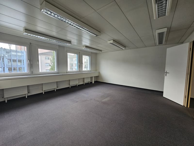 Warehouse in Olten (2)