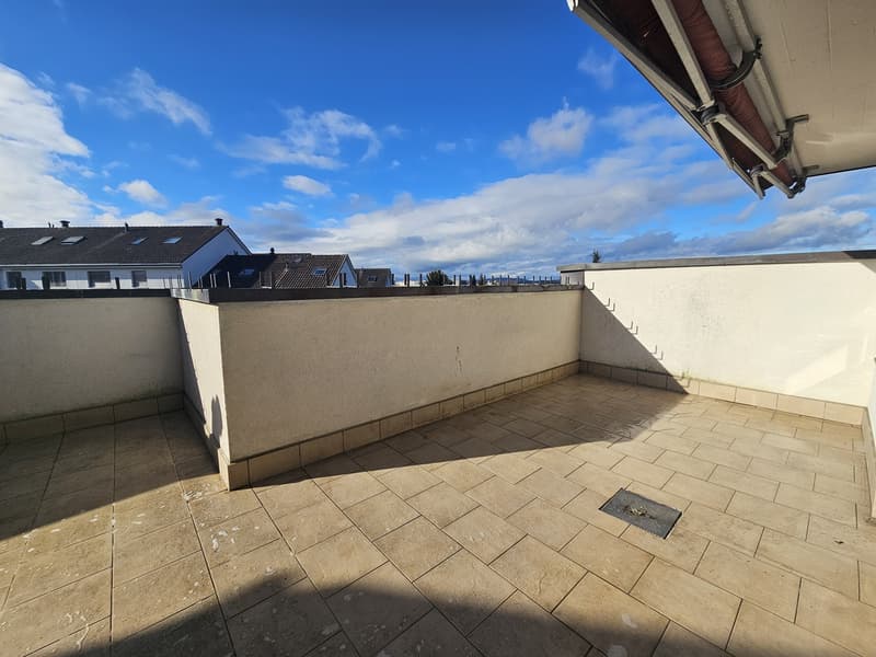 Incantevole appartamento 2.5 locali in mansarda con grande terrazza (2)