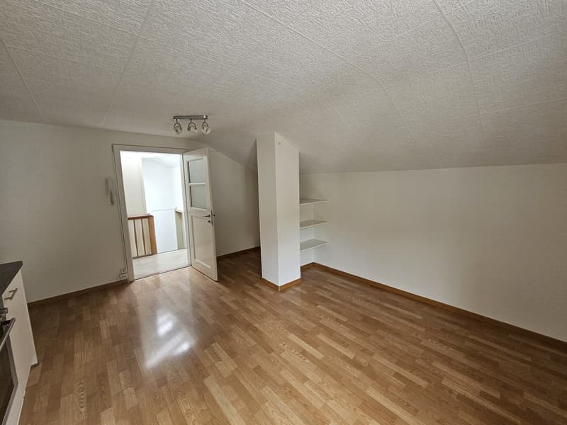 2 ½ Zimmer-Dachwohnung, 4437 Waldenburg (10)