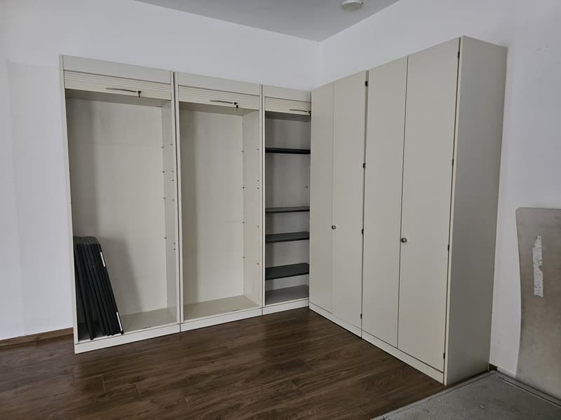 Ufficio 60 m² con magazzino e armadi per archiviazione (5)