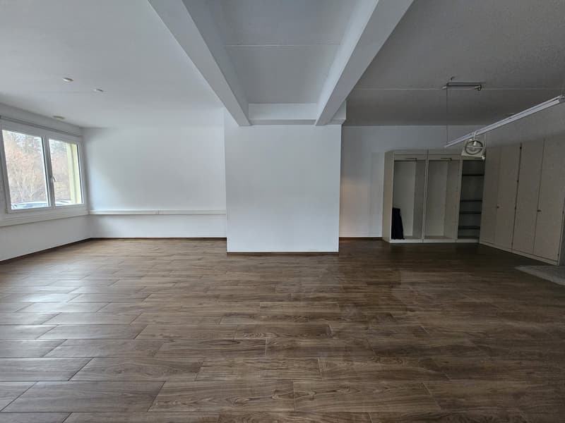 Ufficio 60 m² con magazzino e armadi per archiviazione (3)