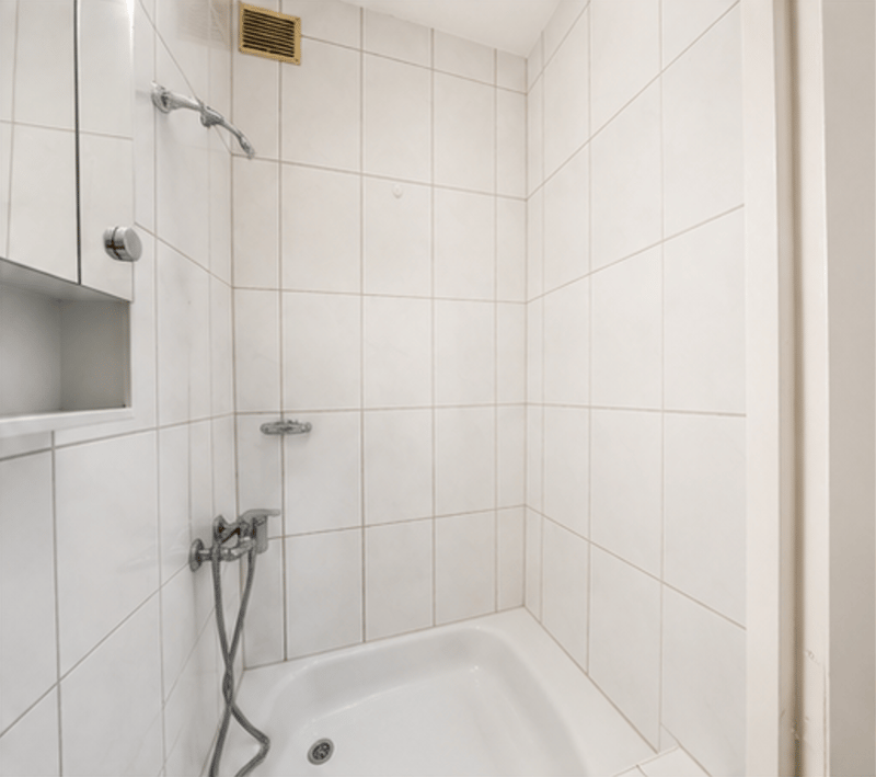 Angheneme 1 Zimmer Wohnung (6)