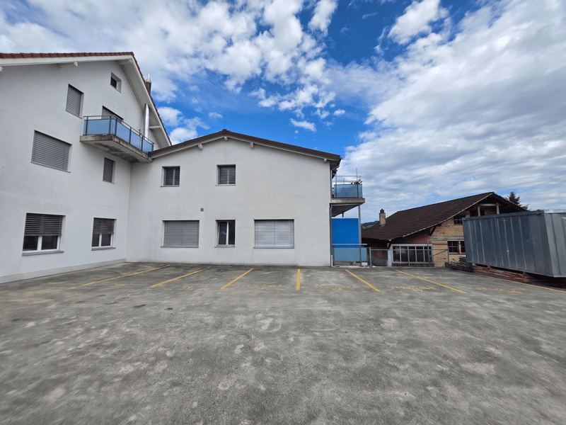 Place de parking, 6222 Gunzwil (2)