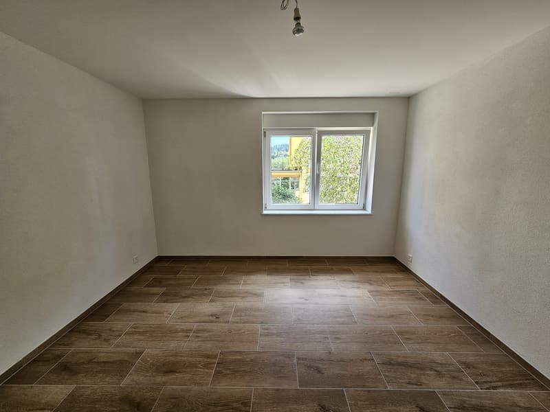 Appartamento di 2 ½ locali, 2300 La Chaux de Fonds (2)
