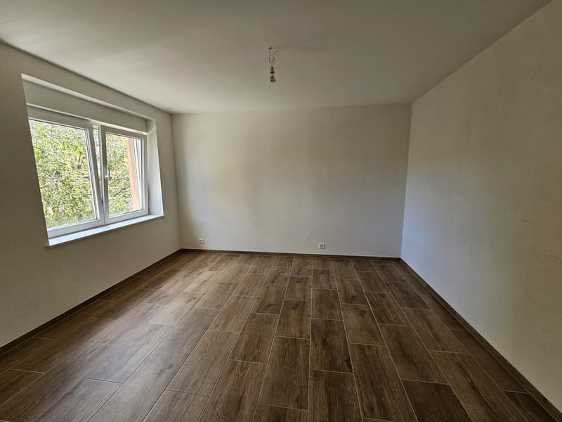 Appartamento di 2 ½ locali, 2300 La Chaux de Fonds (3)