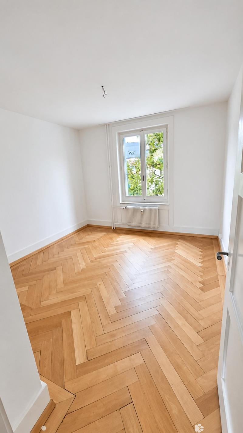 Helle Wohnung mit schöner Küche und charmantem Parkett (3)