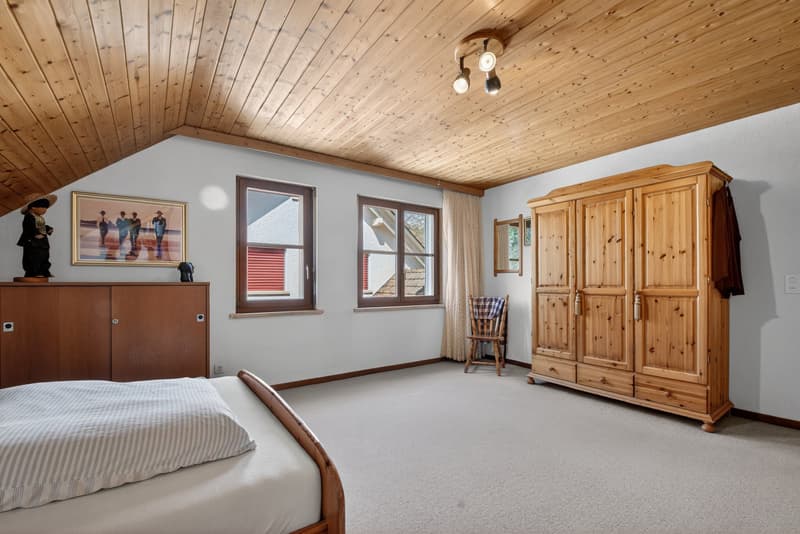 Schlafzimmer 1