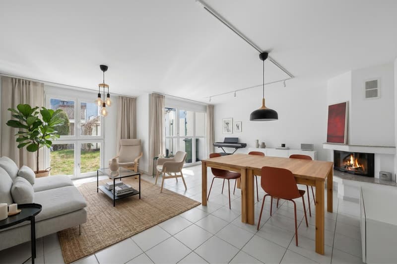 Wohnzimmer/Esszimmer