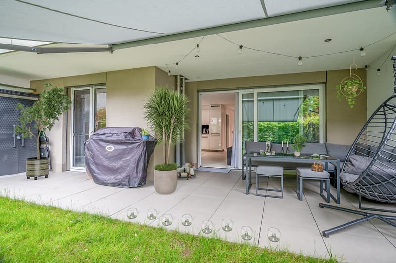 Modern living with privacy – stylish garden apartment in Minergie construction (5)