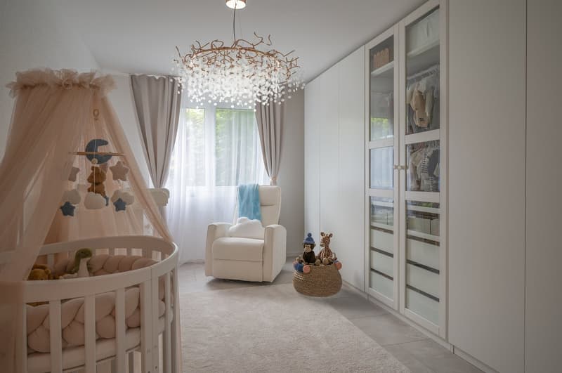 Modern living with privacy – stylish garden apartment in Minergie construction (10)