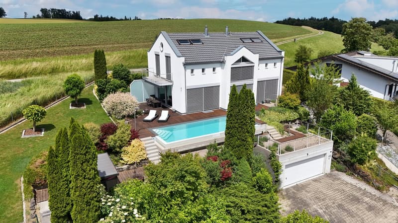 Architektenvilla mit Panorama & Infinity Pool – wo Architektur, Weitsicht und Luxus verschmelzen (1)