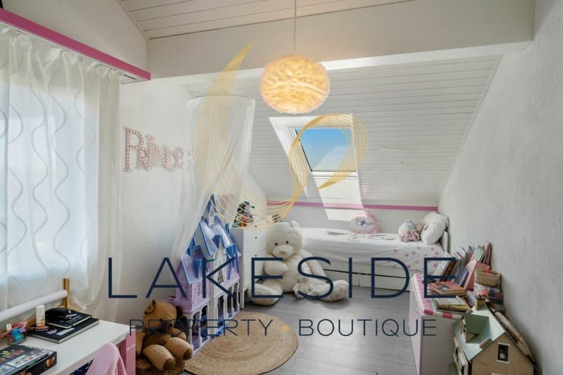 Furnished house with lake view for rent for 2 years (7)