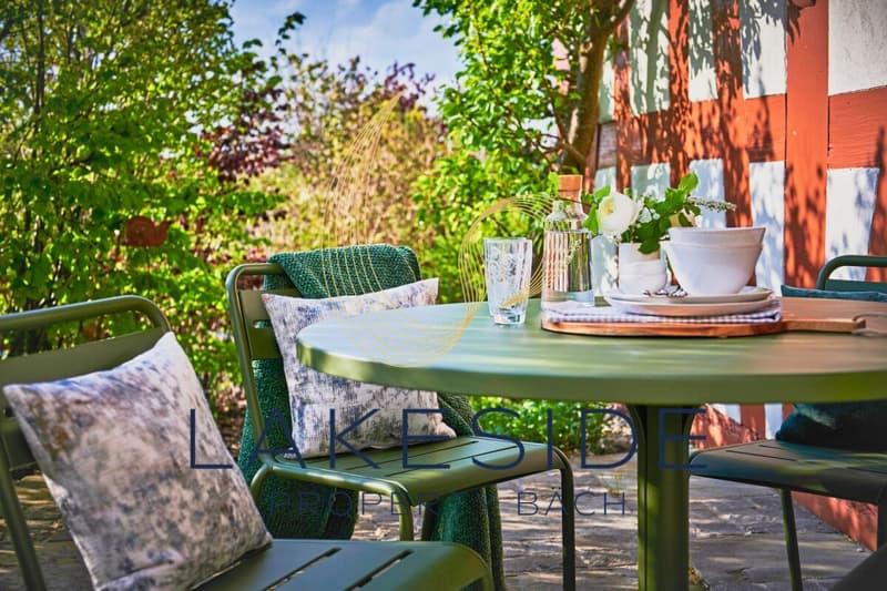 Sehr schöne 7 1/2 Zi-Wohnung im Riegelhaus zur Miete (2)