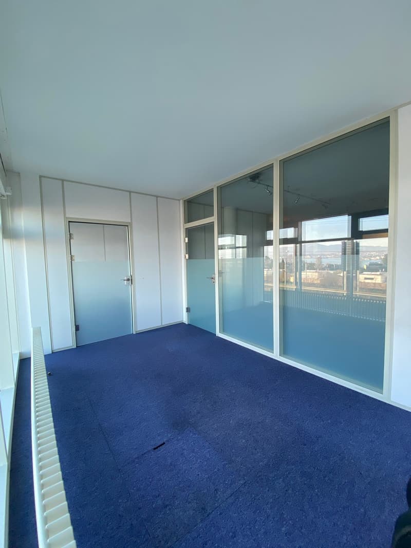 50 m2 modernes Büro mit Seesicht (2)