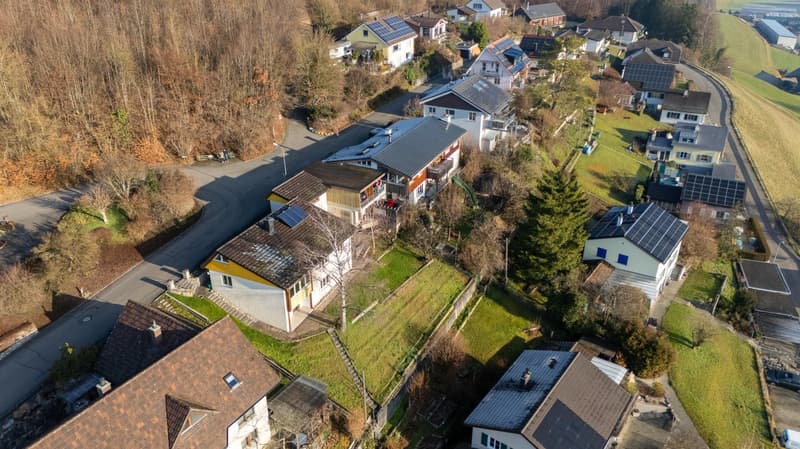 Detached single-family house with a large garden in Ziefen! (1)