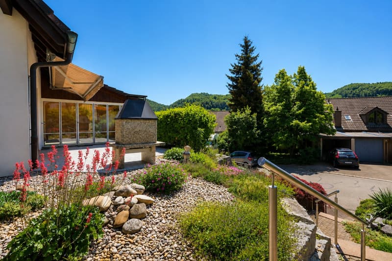 Family-friendly semi-detached house in a quiet and sunny location in Lausen (29)