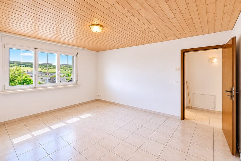 Family-friendly semi-detached house in a quiet and sunny location in Lausen (13)