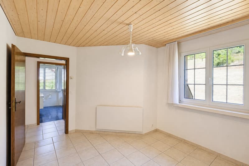 Family-friendly semi-detached house in a quiet and sunny location in Lausen (15)