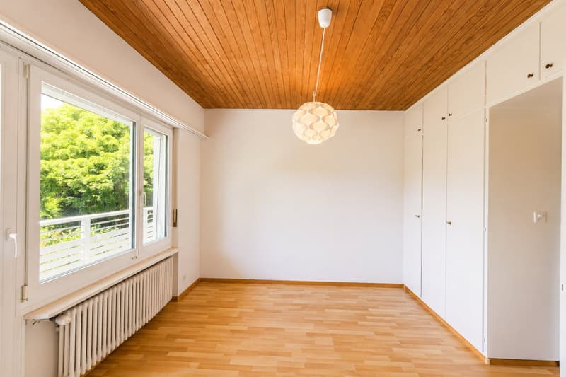 5-room house with garden and versatile potential in a sought-after location in Binningen (18)