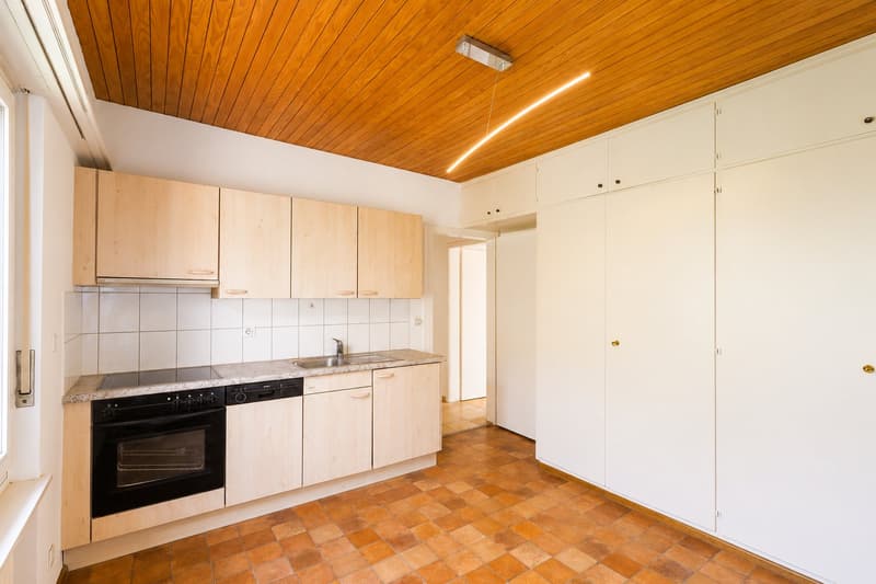 5-room house with garden and versatile potential in a sought-after location in Binningen (21)