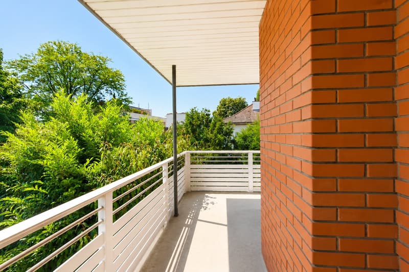 5-room house with garden and versatile potential in a sought-after location in Binningen (16)