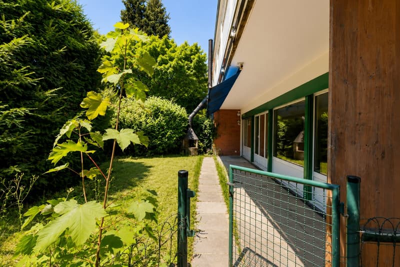 5-room house with garden and versatile potential in a sought-after location in Binningen (25)