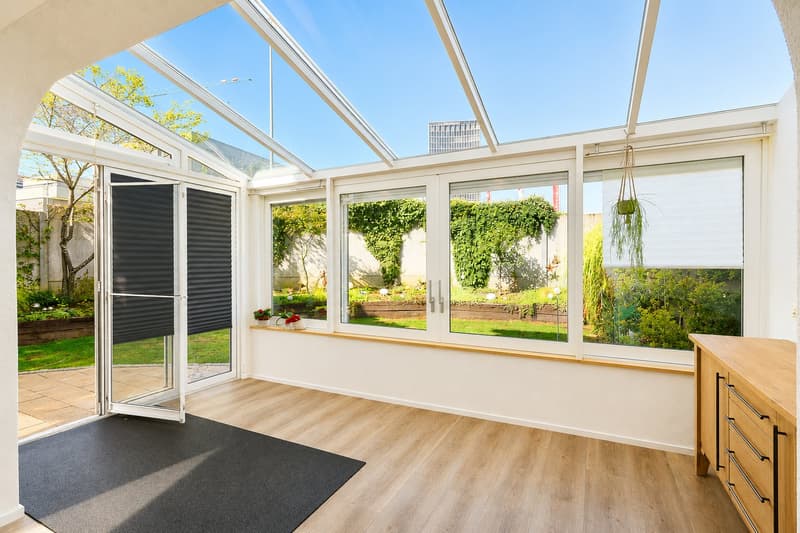 Grosszügiges 5.5-Zimmer-Eck-Einfamilienhaus mit Garten und viel Platz in Pratteln (5)