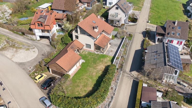 Charmantes Einfamilienhaus mit grosszügigem Grundstück und Entwicklungspotenzial in Ormalingen (18)
