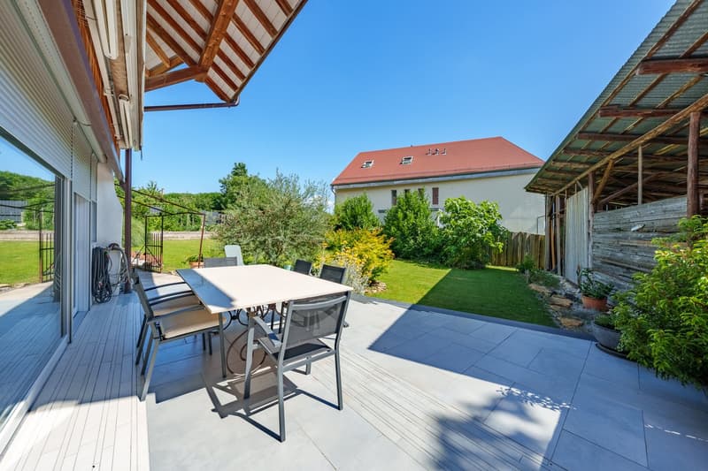Charmante villa haut standing de 5.5 pièces à Onnens VD (1)