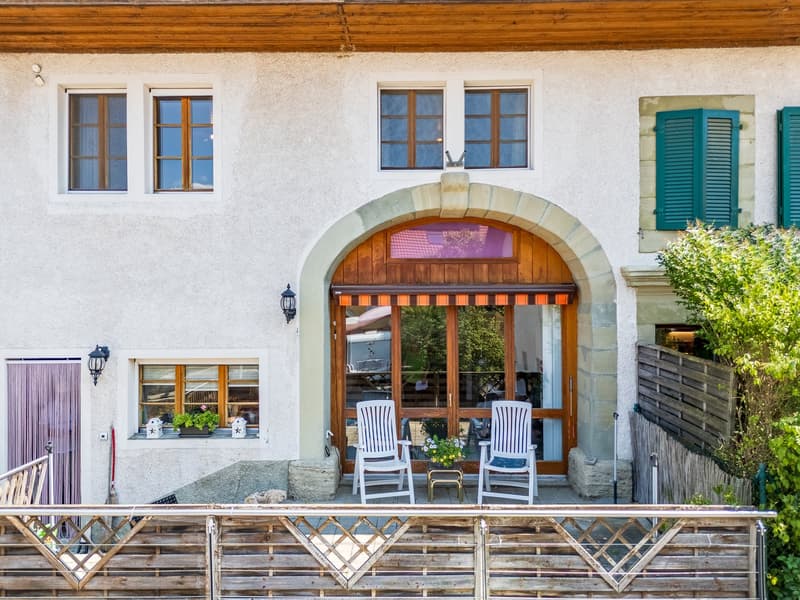 Charmante maison individuelle de 5.5 pièces à Echallens (1)