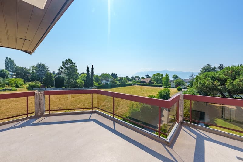 Magnifique appartement en attique de 5.5 pièces à St-Sulpice VD (12)