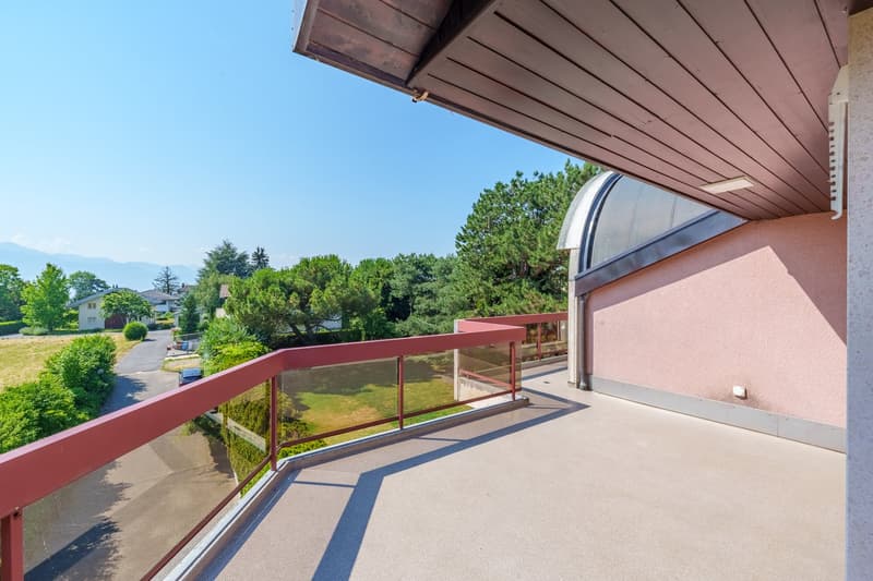 Magnifique appartement en attique de 5.5 pièces à St-Sulpice VD (15)