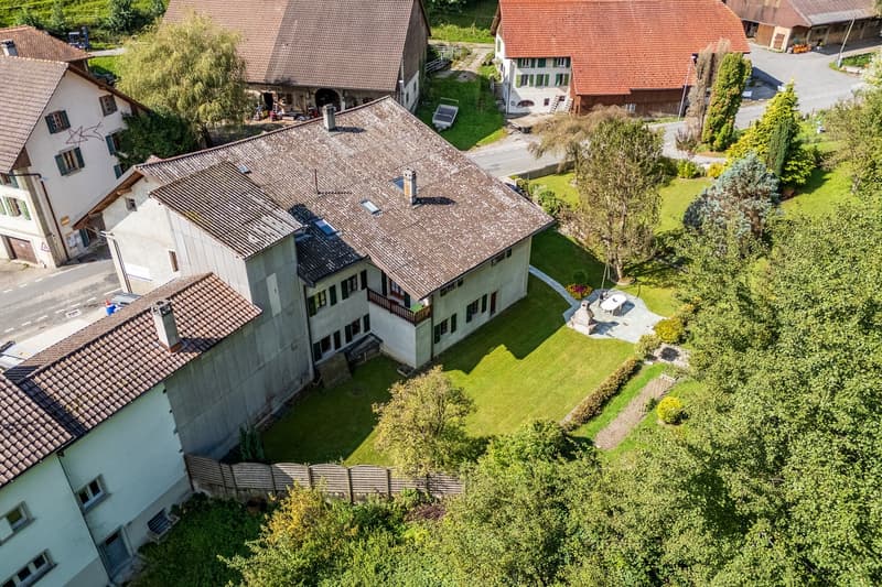 Maison individuelle de 7.5 pièces à Peney-le-Jorat (1)