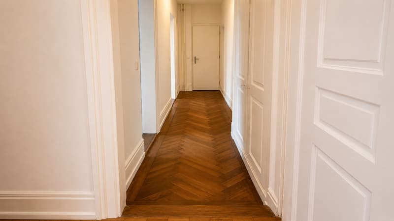 2 ZW-Büro (1002), EG-Korridor_RF_12.08.2026