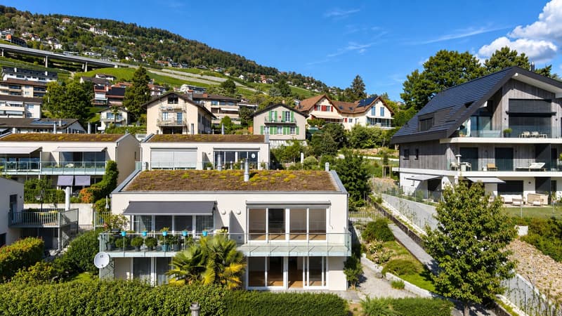 Modern 5-Room Bifamiliar House with Stunning Lake and Mountain Views in Corseaux (20)