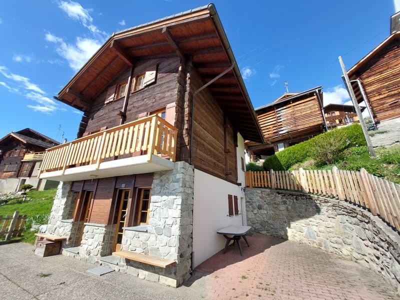 5-room chalet in Vernamiège with authentic charm and panoramic views (3)