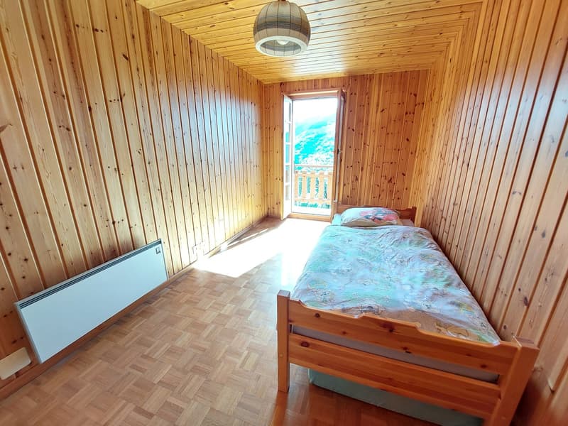 5-room chalet in Vernamiège with authentic charm and panoramic views (11)