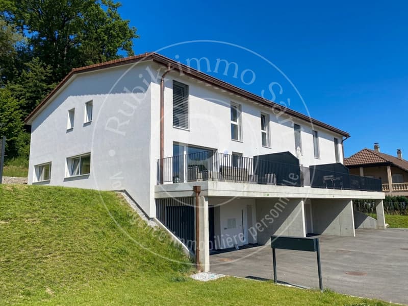 Villa jumelée neuve à deux pas de Bulle (1)