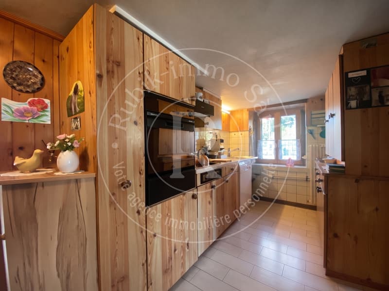 Maison familiale avec 2 logements et grand jardin (10)