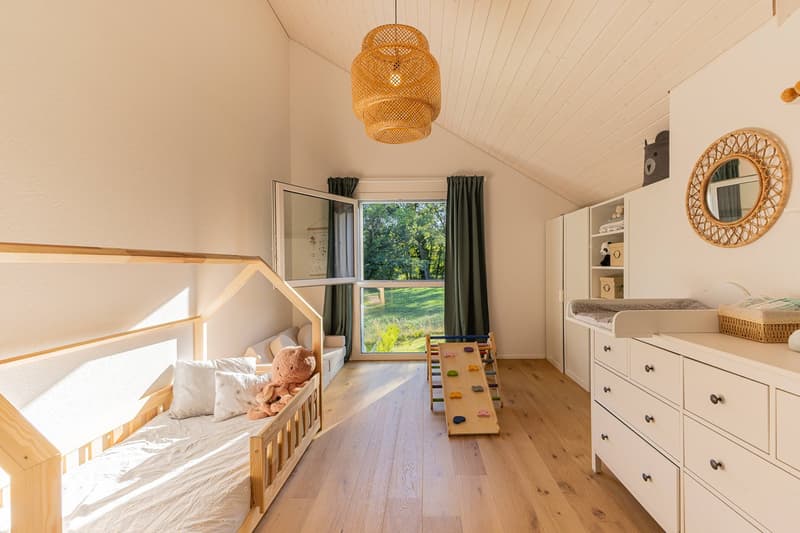 Une maison ouverte sur la nature, à l’abri des regards (19)