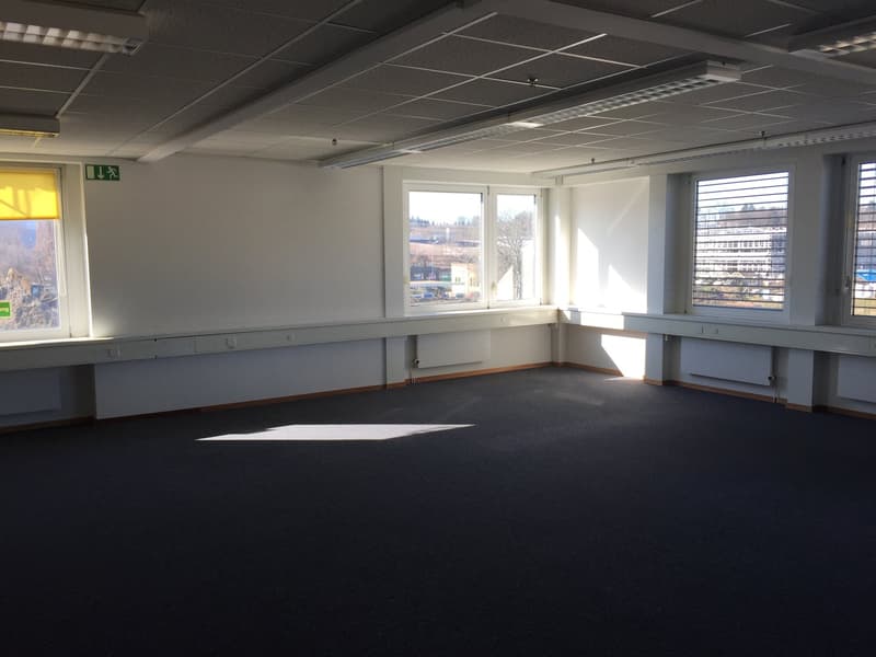 Offices for rent ideally located in Burgdorf (5)